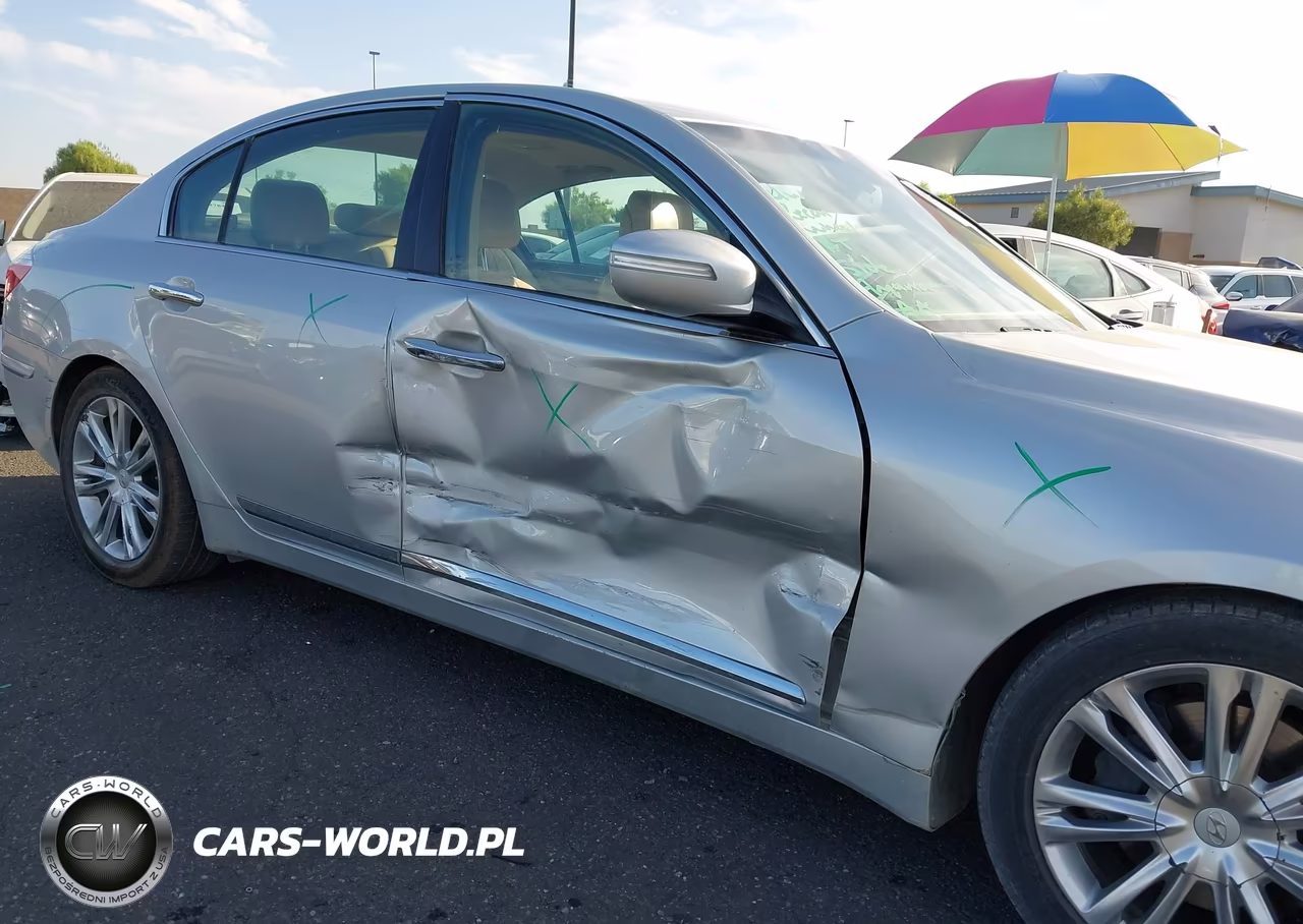 2011 Hyundai Genesis 4.6 VIN:KMHGC4DF1BU124894 - 6