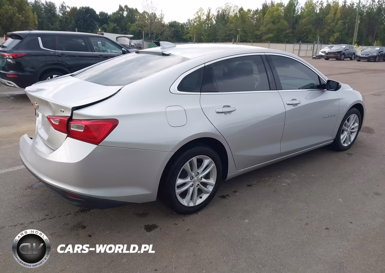 2018 Chevrolet Malibu Lt VIN:1G1ZD5ST4JF117071 - 4