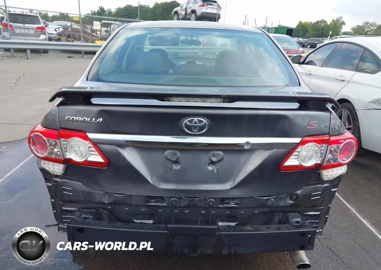 2013 Toyota Corolla S VIN:5YFBU4EE3DP181857 - 17