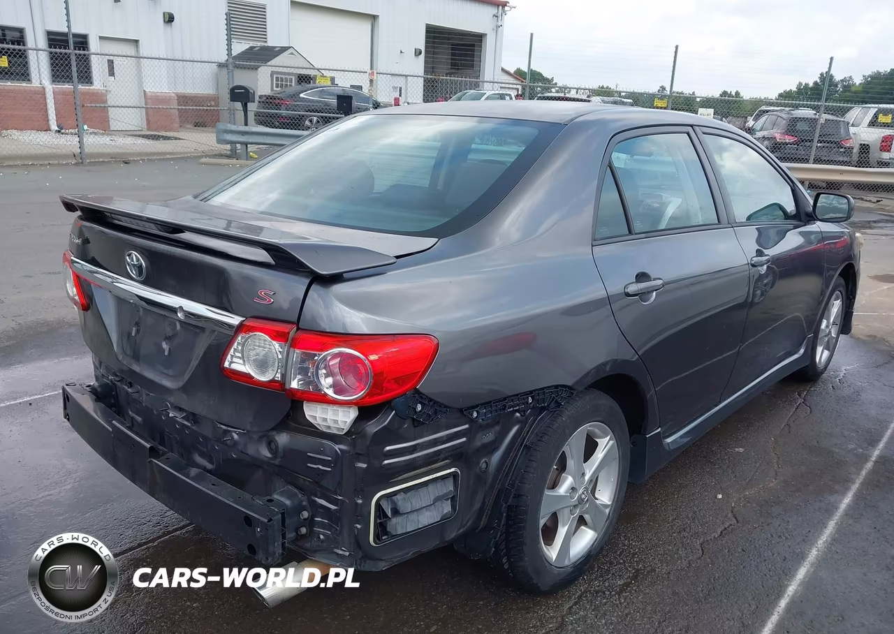 2013 Toyota Corolla S VIN:5YFBU4EE3DP181857 - 4