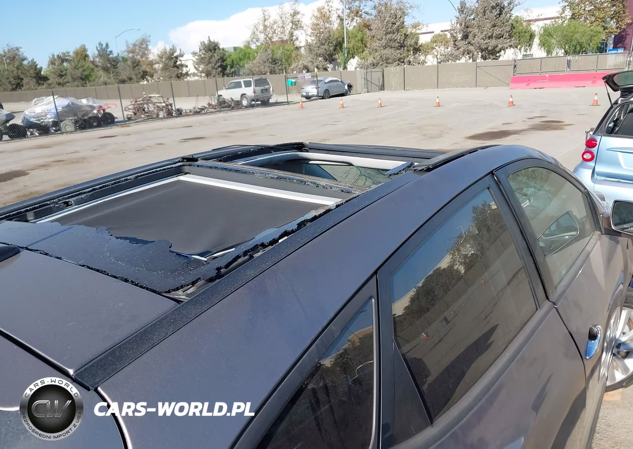 2012 Hyundai Tucson Limited VIN:KM8JU3AC3CU462564 - 13