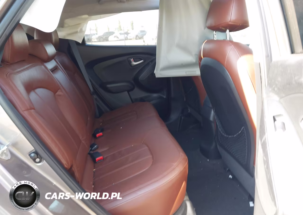 2012 Hyundai Tucson Limited VIN:KM8JU3AC3CU462564 - 8