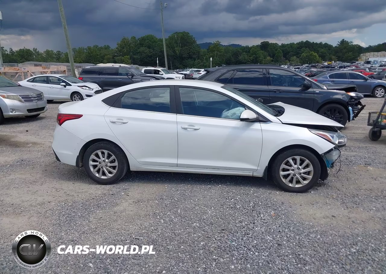 2020 Hyundai Accent Sel VIN:3KPC24A62LE125885 - 13