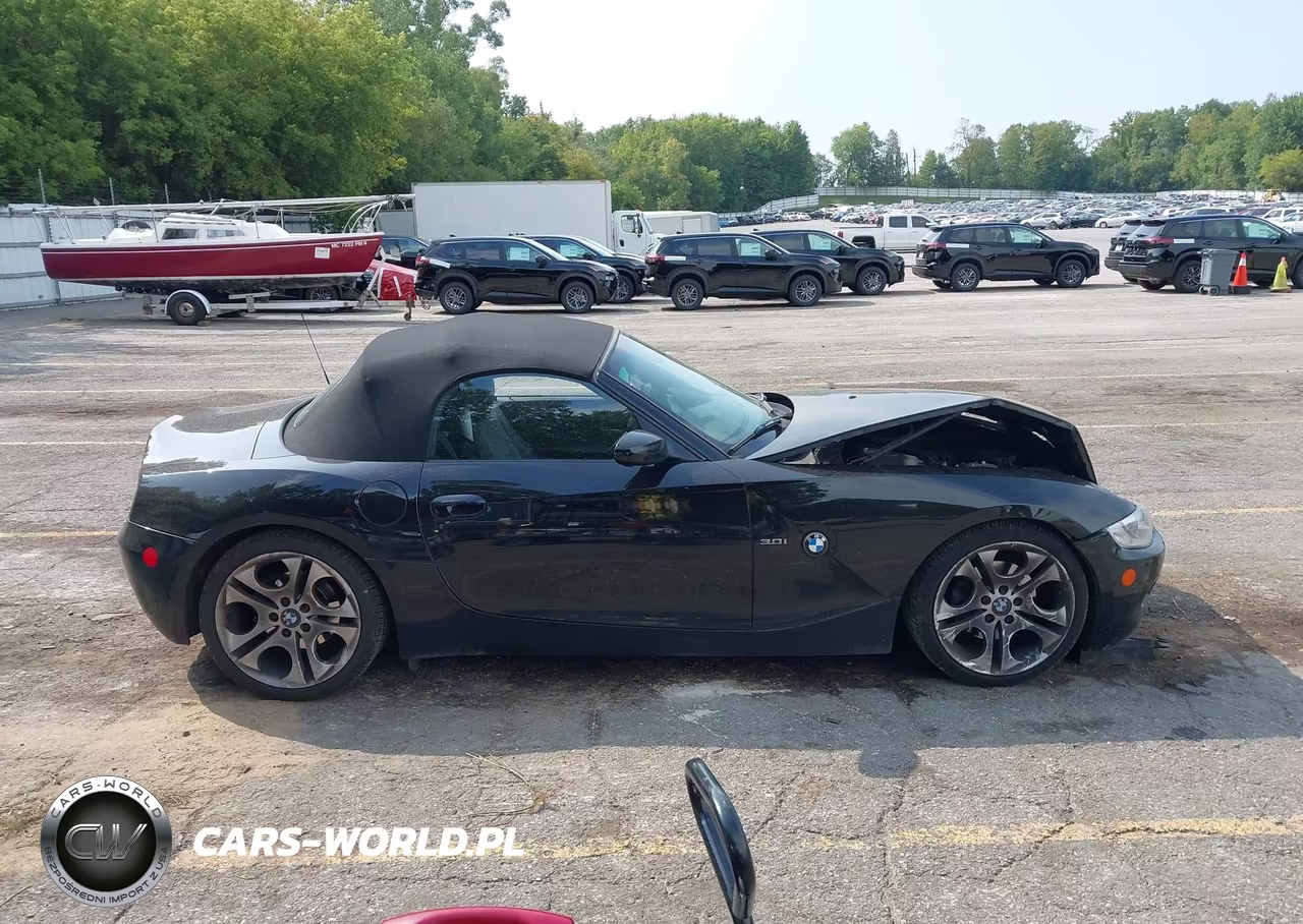 2005 BMW Z4 3.0I VIN:4USBT53575LT27824 - 13