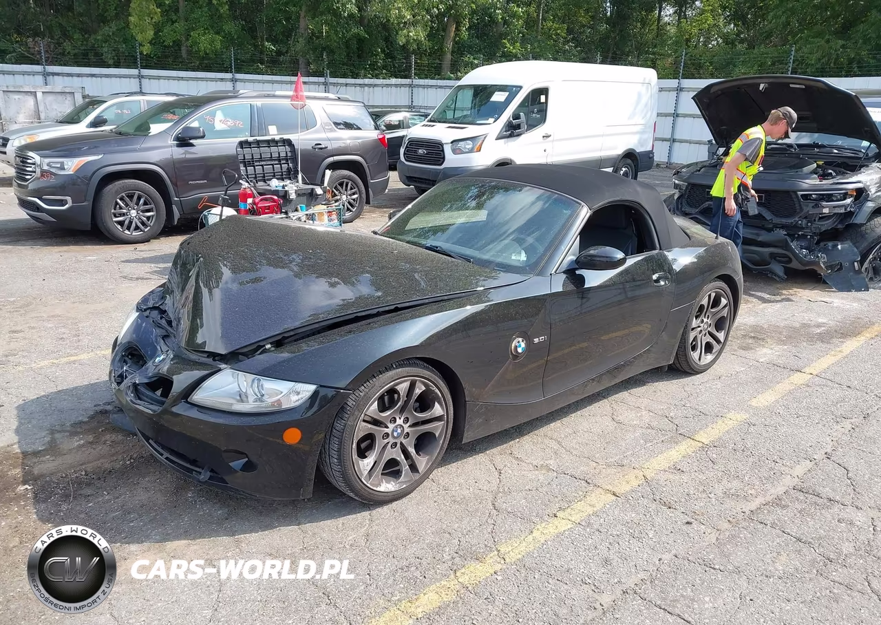 2005 BMW Z4 3.0I VIN:4USBT53575LT27824 - 2