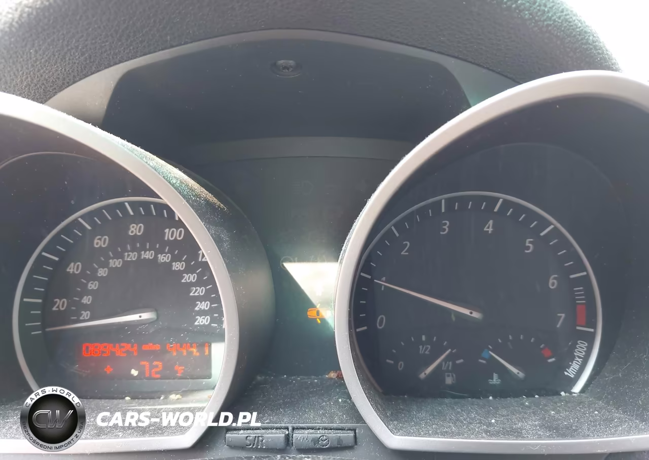 2005 BMW Z4 3.0I VIN:4USBT53575LT27824 - 7
