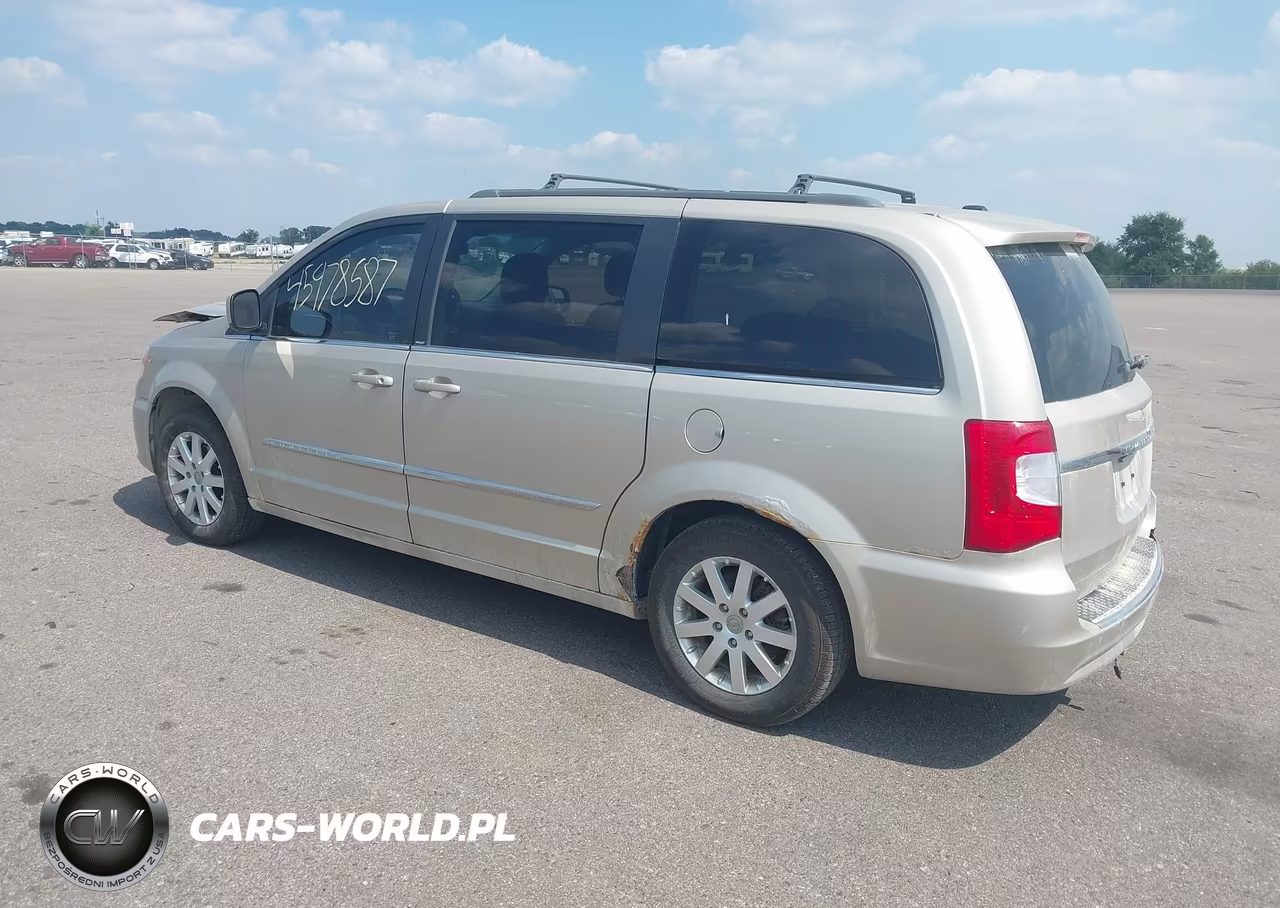 2013 Chrysler Town & Country Touring VIN:2C4RC1BG7DR745449 - 3