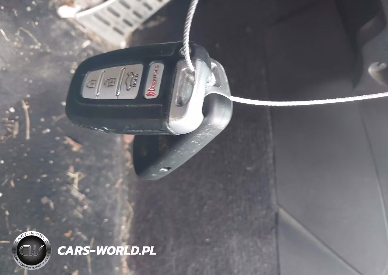 2010 Hyundai Genesis 3.8 Track VIN:KMHHU6KH9AU027894 - 11