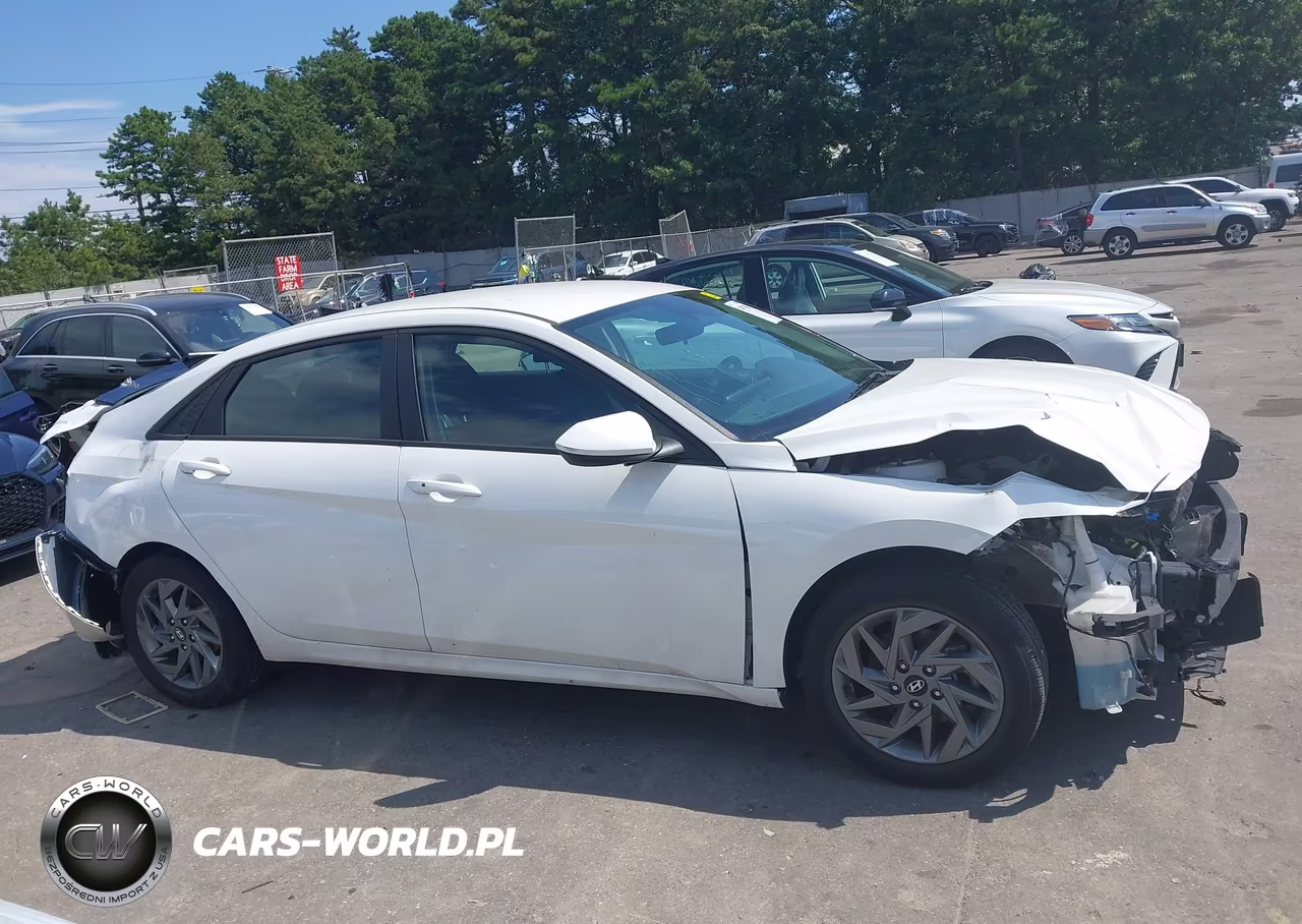 2024 Hyundai Elantra Sel VIN:KMHLM4DG7RU752604 - 14