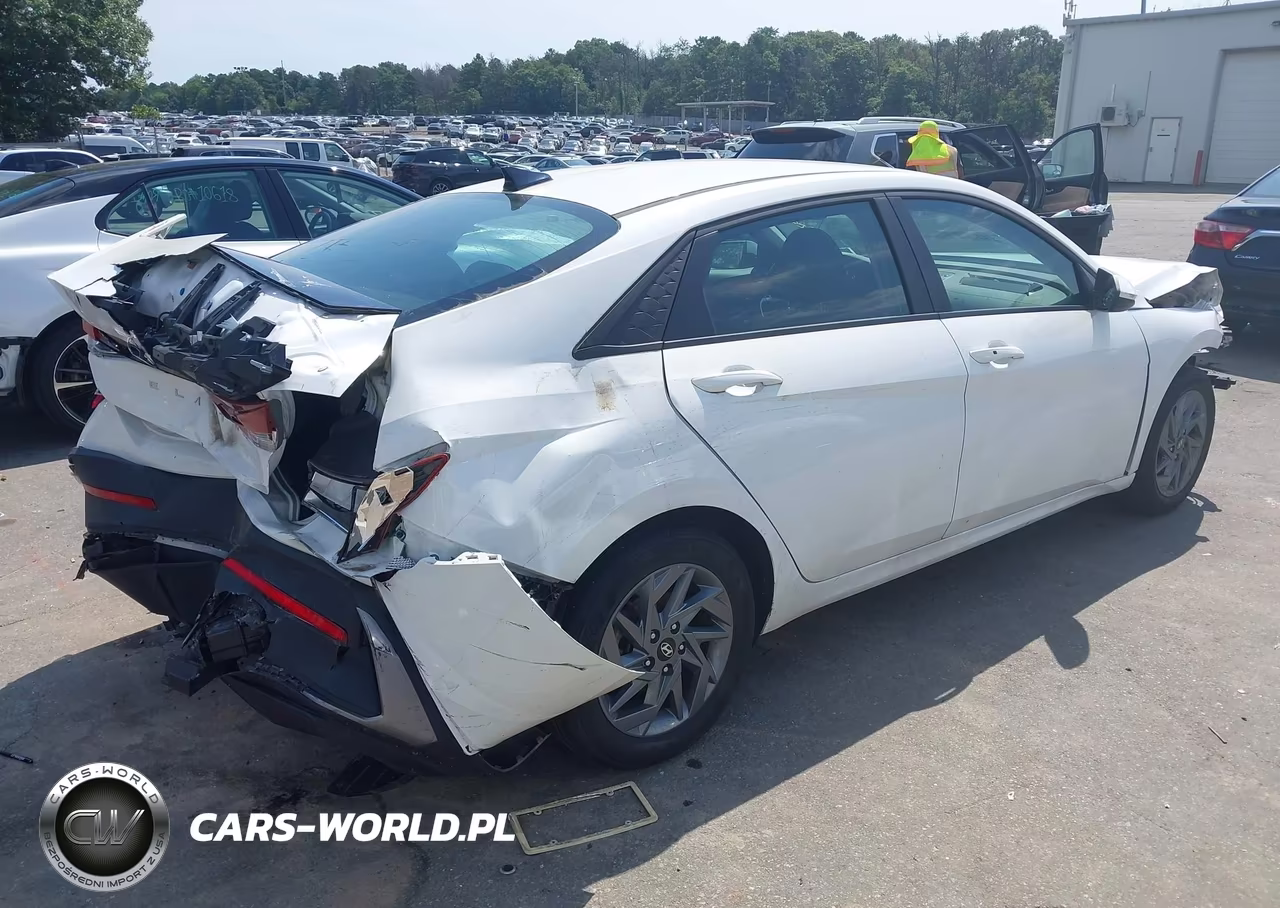 2024 Hyundai Elantra Sel VIN:KMHLM4DG7RU752604 - 4