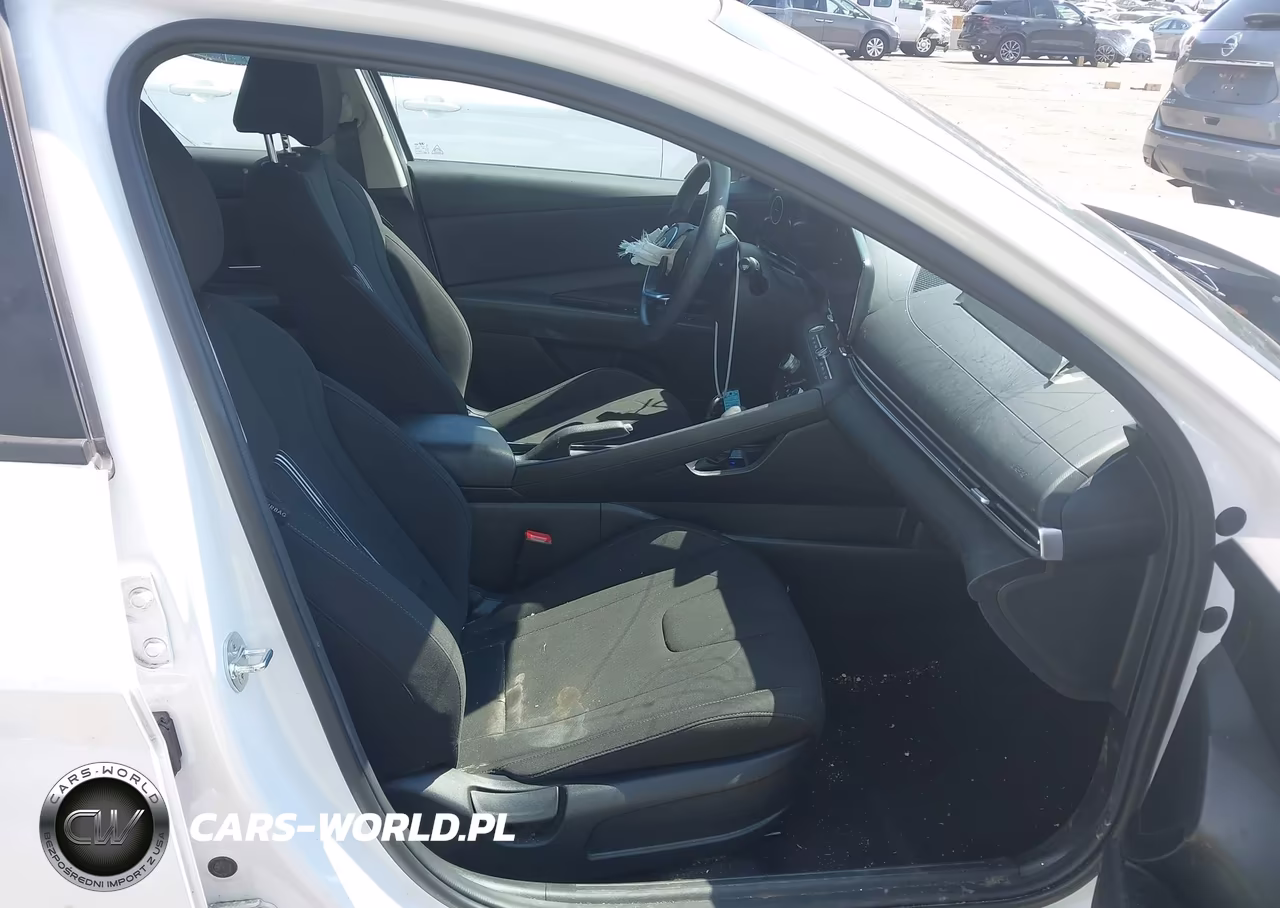 2024 Hyundai Elantra Sel VIN:KMHLM4DG7RU752604 - 5