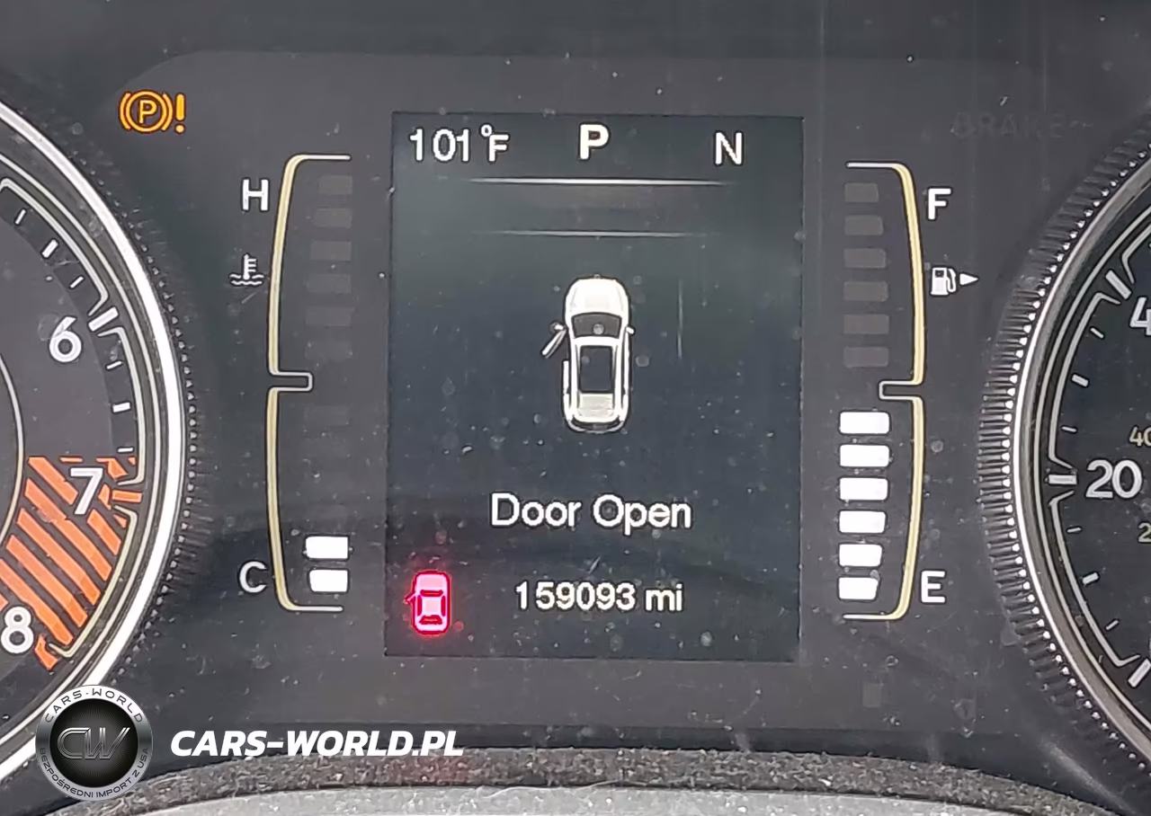 2014 Jeep Cherokee Latitude VIN:1C4PJLCS0EW103224 - 15