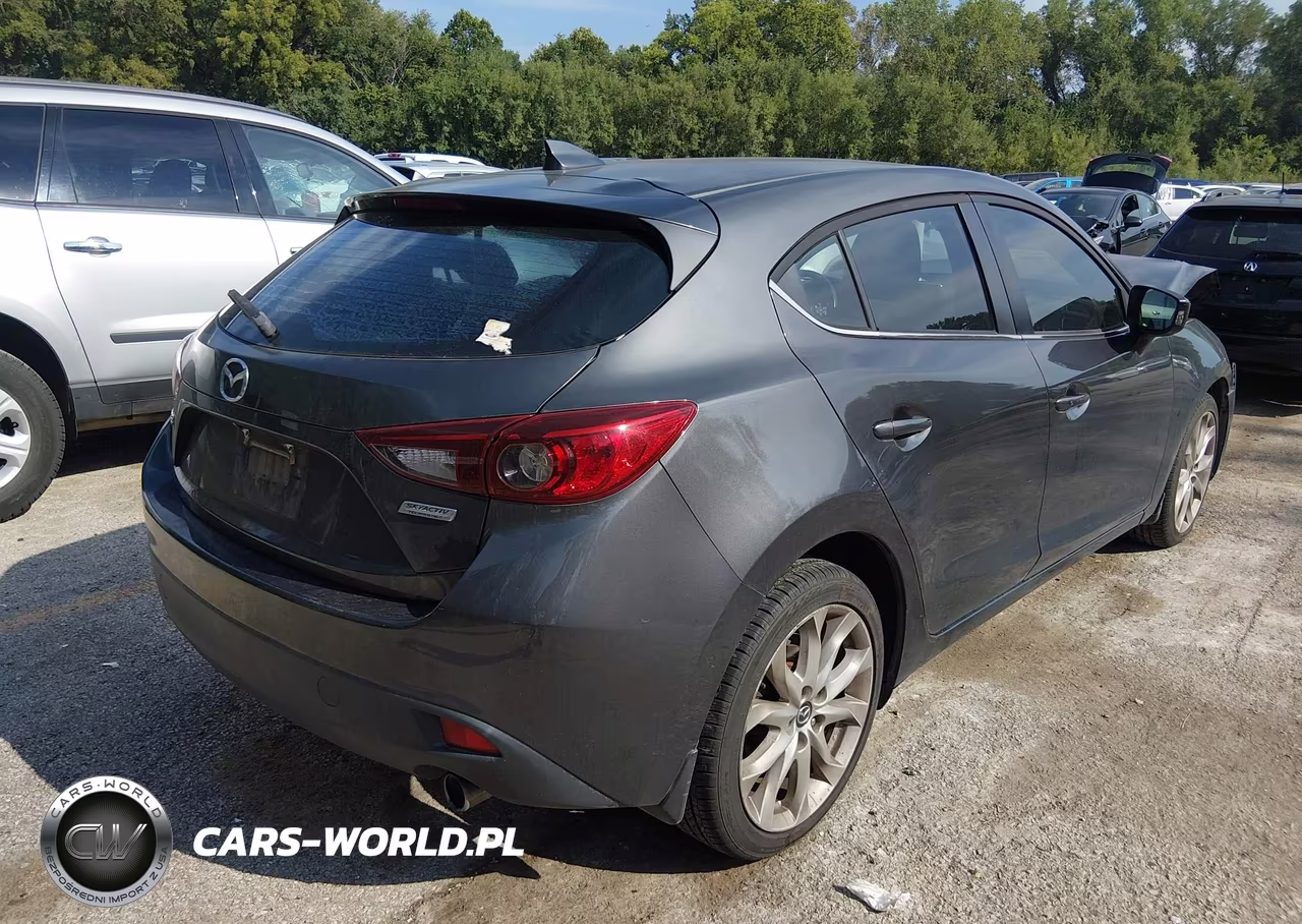 2016 Mazda Mazda3 S Touring VIN:JM1BM1M38G1340055 - 4