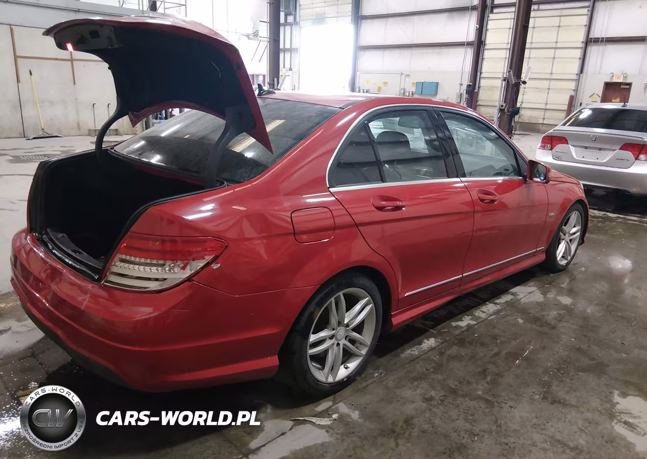 2012 Mercedes-Benz C 250 Luxury-Sport VIN:WDDGF4HB6CA599274 - 4