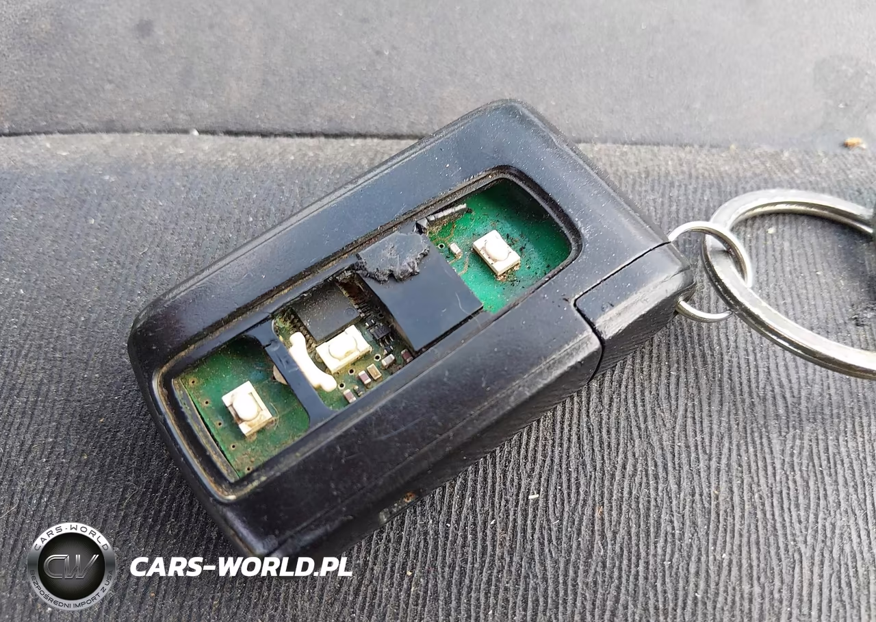 2009 Toyota Prius Touring VIN:JTDKB20U097882244 - 11