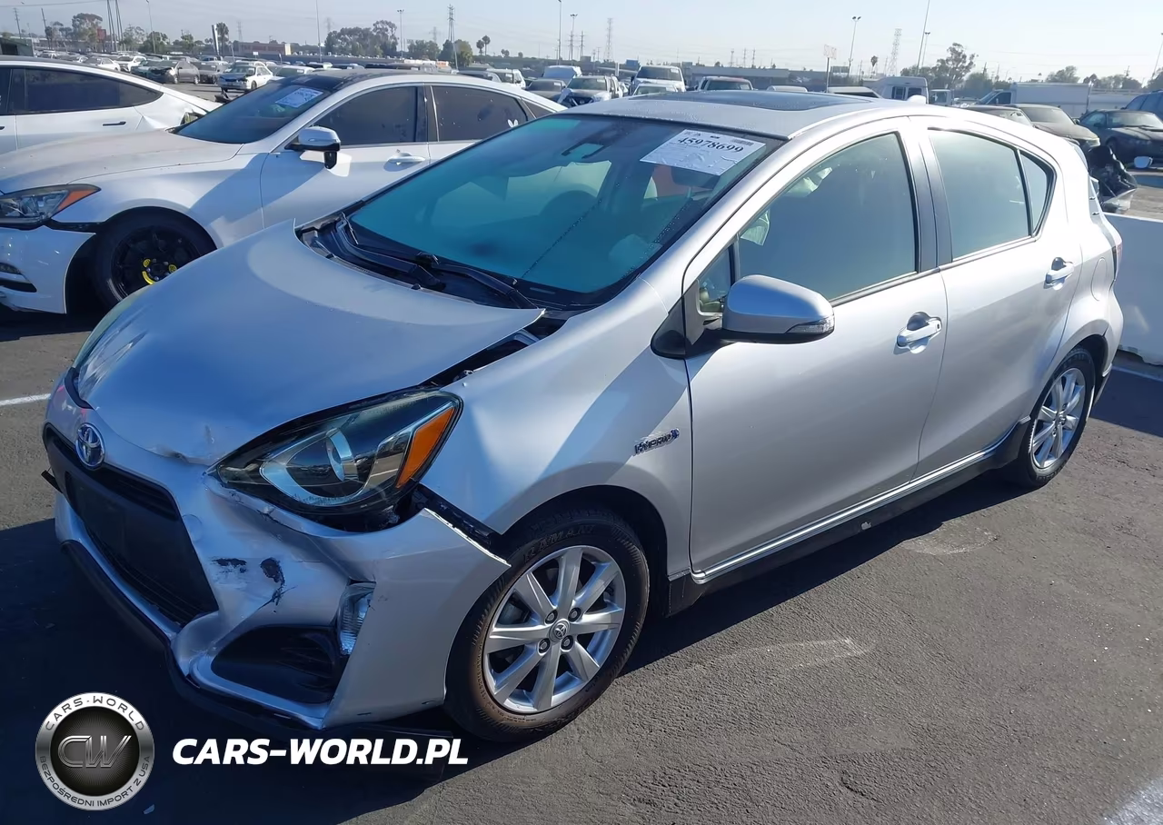 2017 Toyota Prius C Three VIN:JTDKDTB34H1593390 - 2