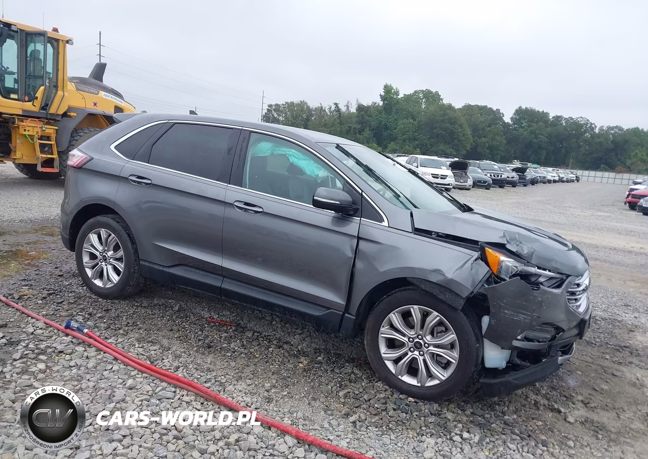 2024 Ford Edge Titanium