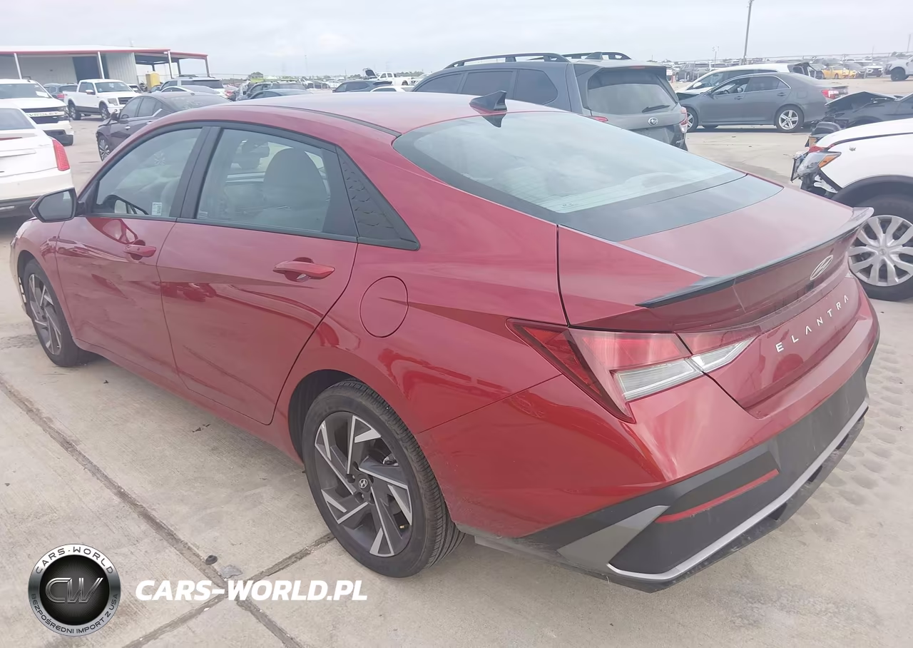 2025 Hyundai Elantra Sel Sport VIN:KMHLM4DG0SU025956 - 3