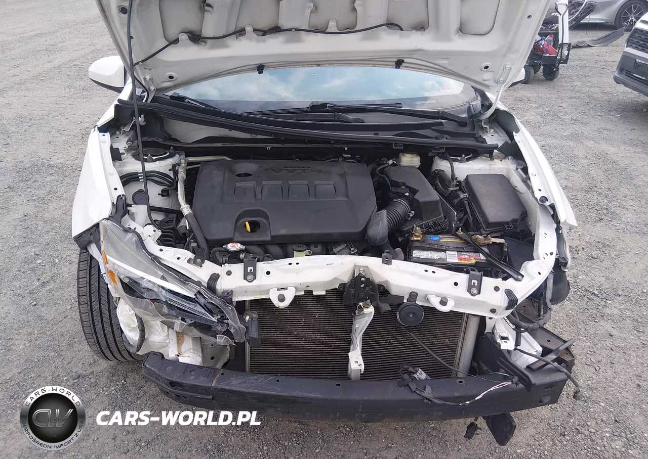 2018 Toyota Corolla Le VIN:2T1BURHE4JC055107 - 10