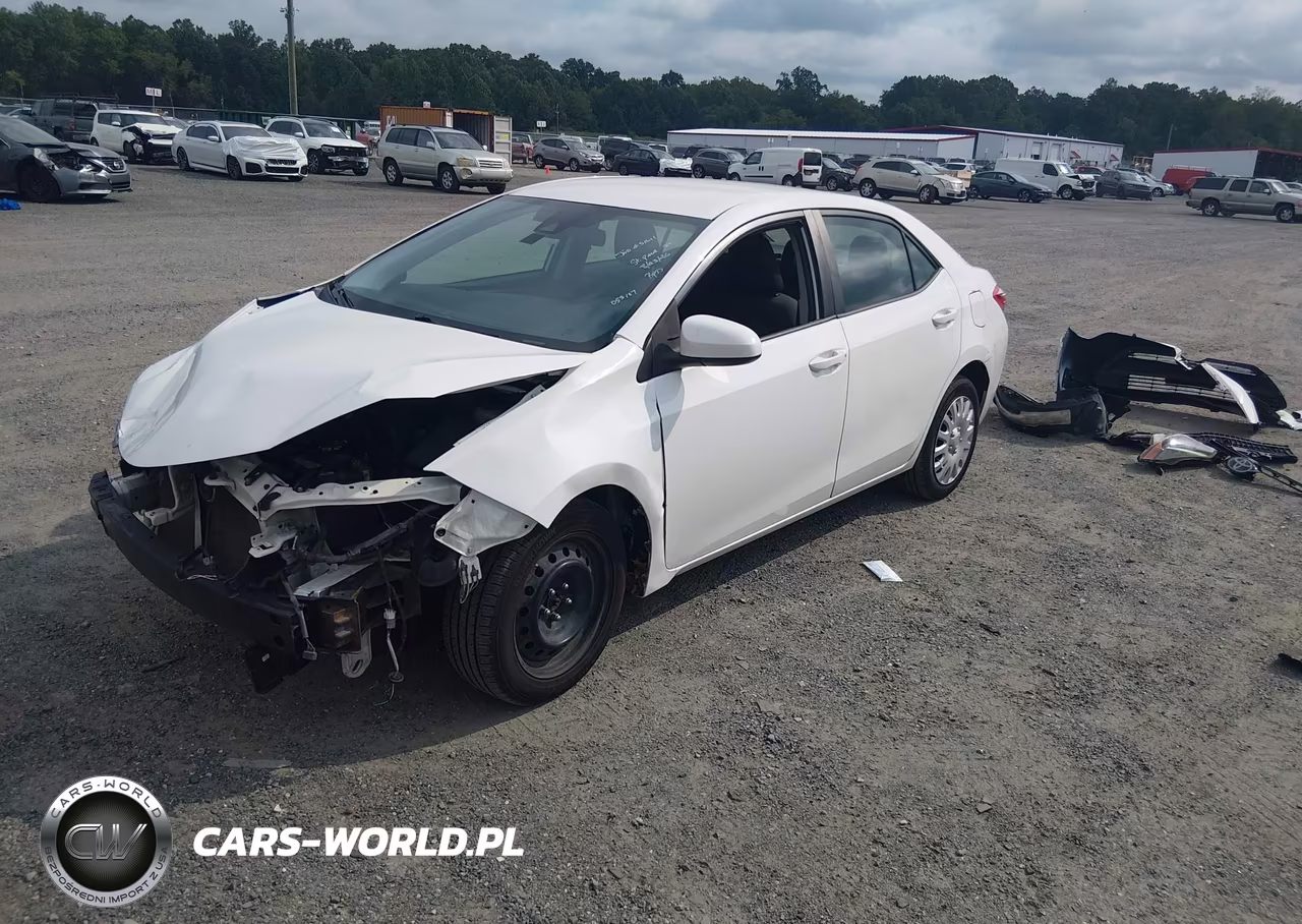 2018 Toyota Corolla Le VIN:2T1BURHE4JC055107 - 2