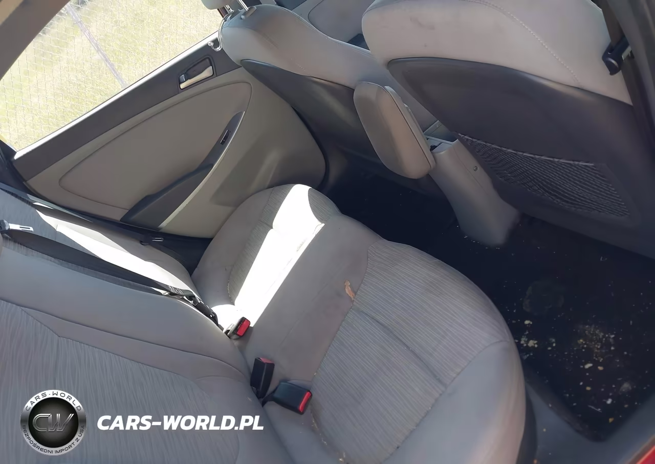 2016 Hyundai Accent Se VIN:KMHCT4AEXGU138861 - 8