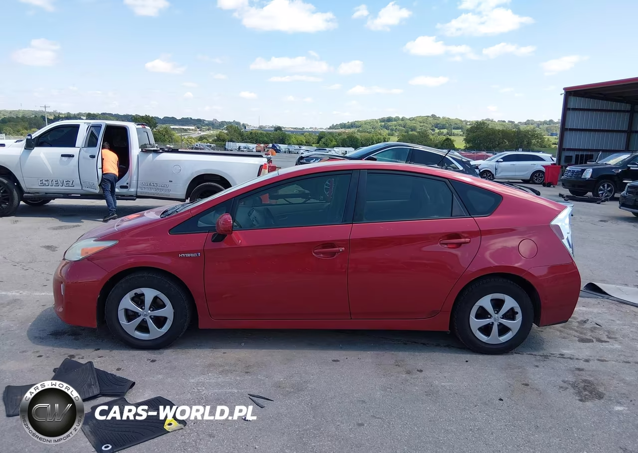 2013 Toyota Prius Three VIN:JTDKN3DU0D5579458 - 15