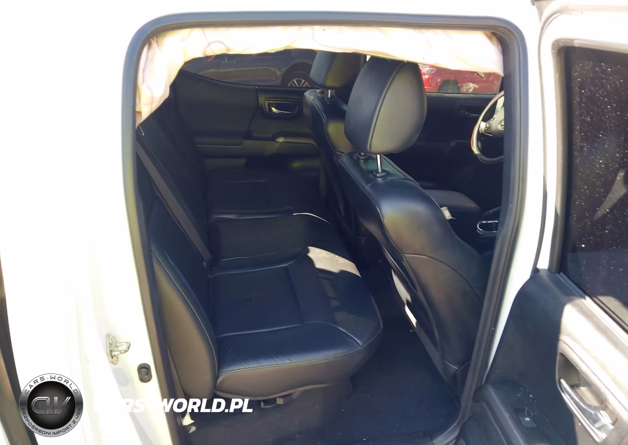 2018 Toyota Tacoma Sr5 VIN:5TFDZ5BN7JX035902 - 8