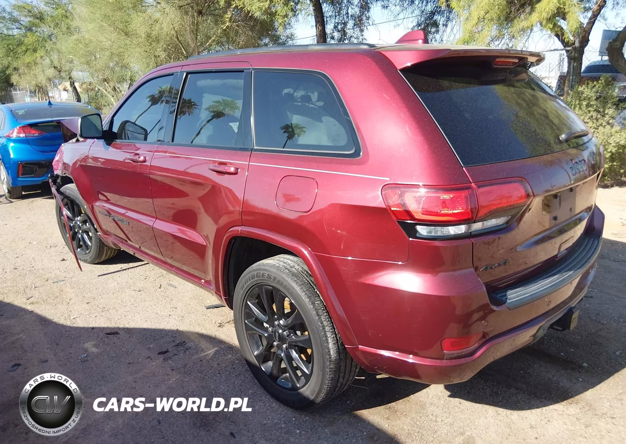 2021 Jeep Grand Cherokee Laredo X 4X4 VIN:1C4RJFAGXMC531553 - 3