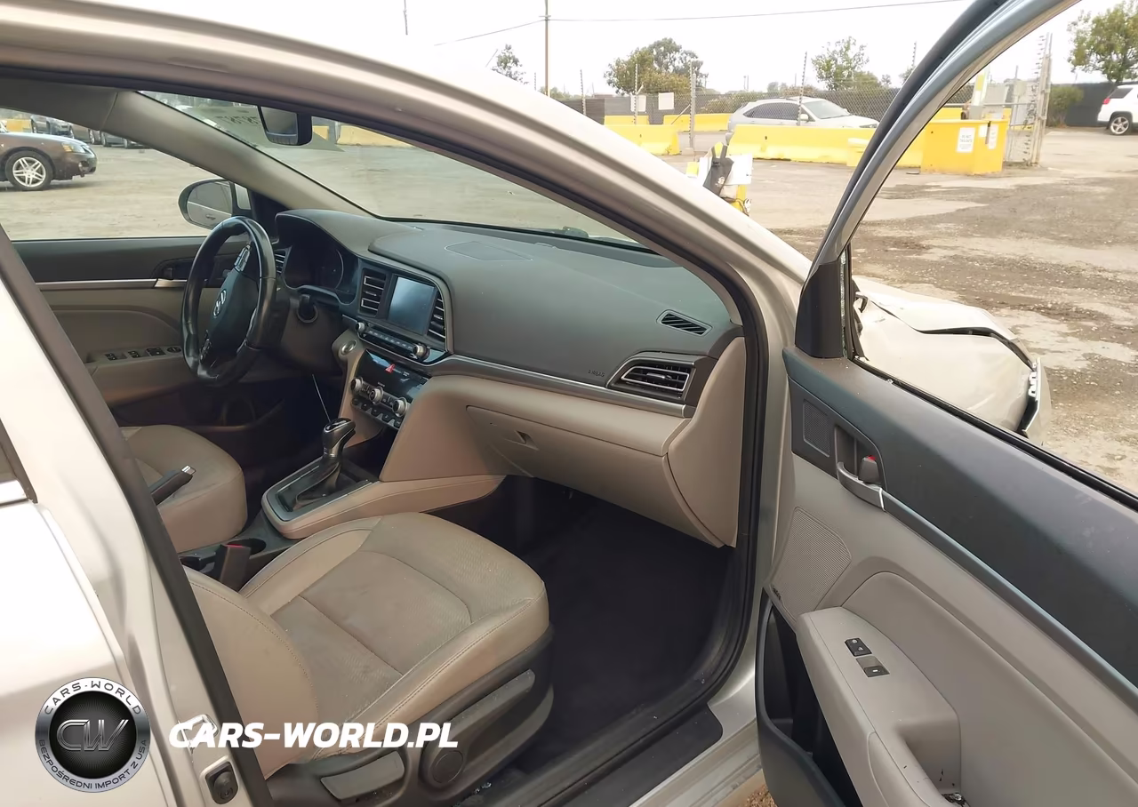 2019 Hyundai Elantra Limited VIN:5NPD84LF6KH401348 - 5