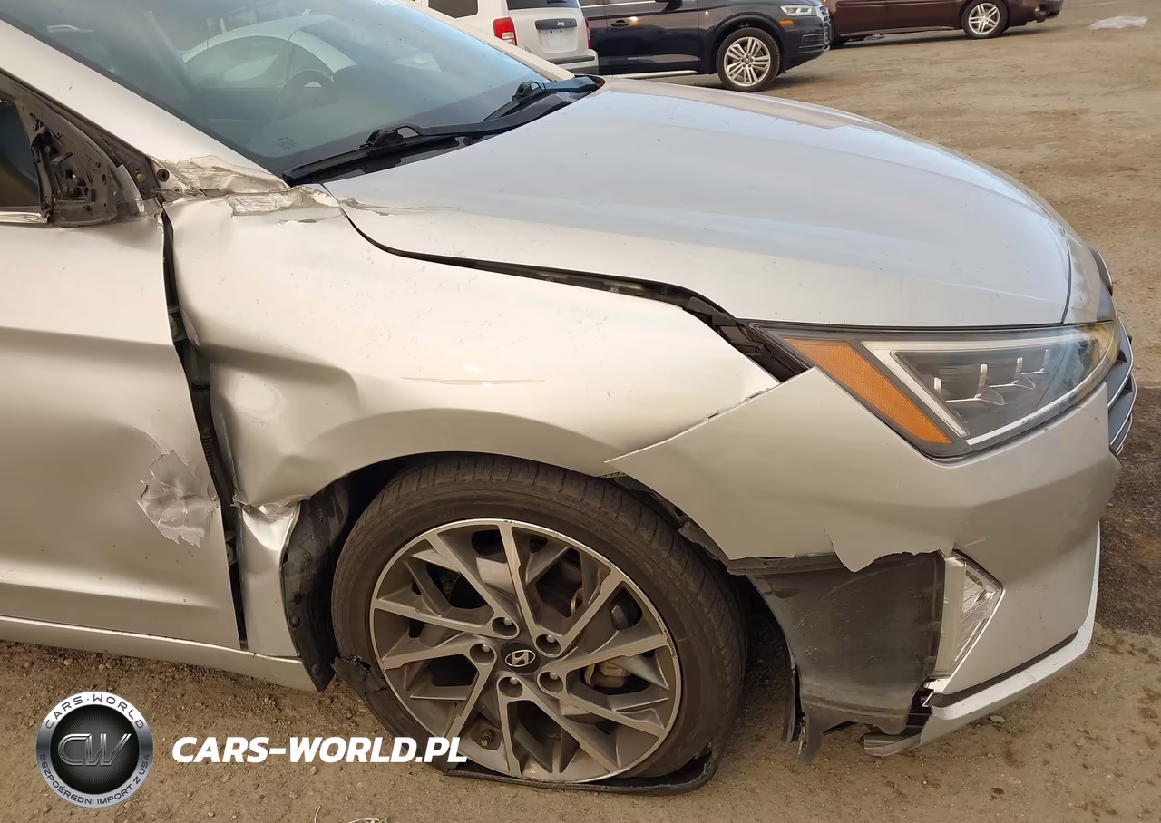 2019 Hyundai Elantra Limited VIN:5NPD84LF6KH401348 - 6