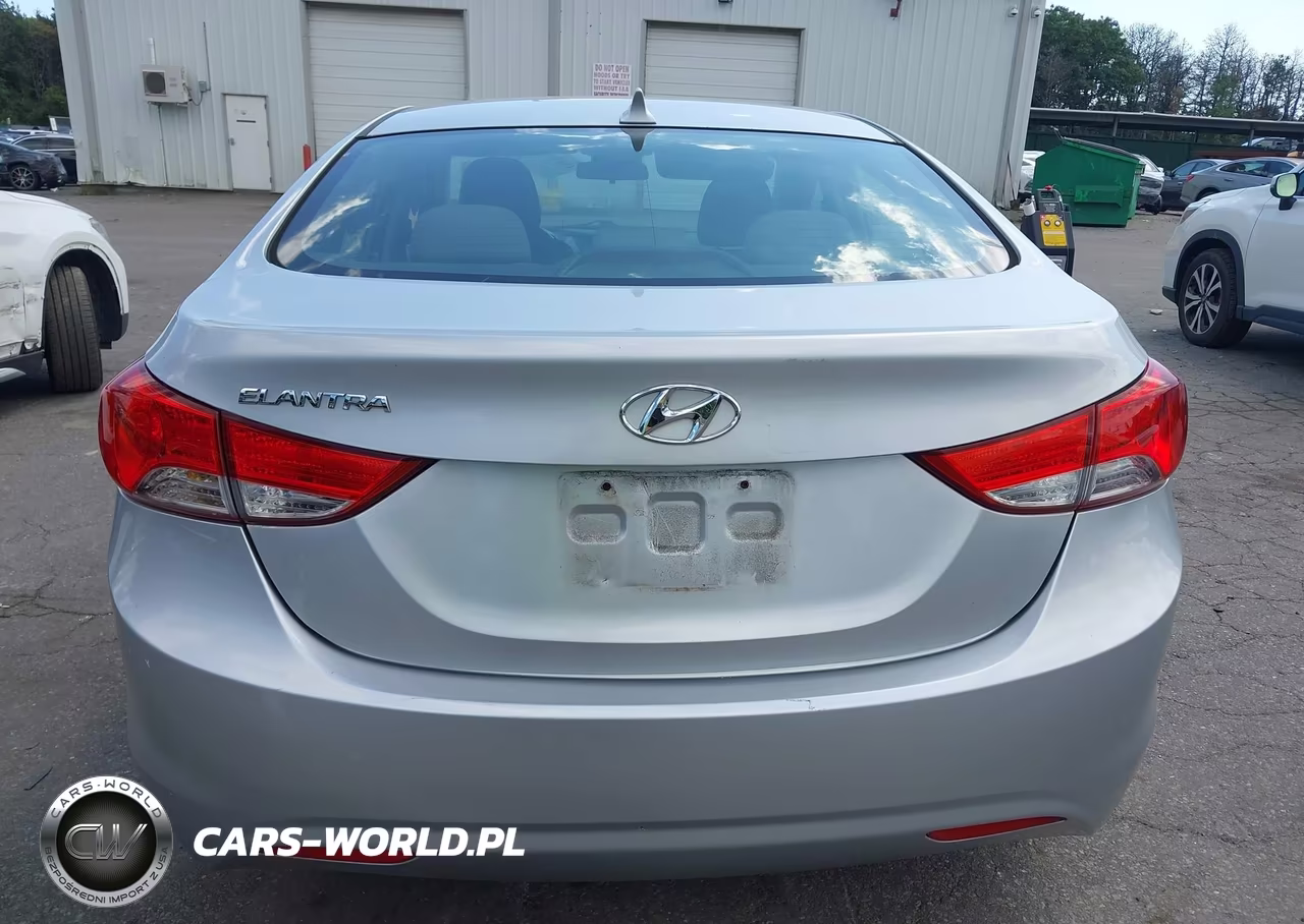 2013 Hyundai Elantra Gls VIN:5NPDH4AE3DH356592 - 16