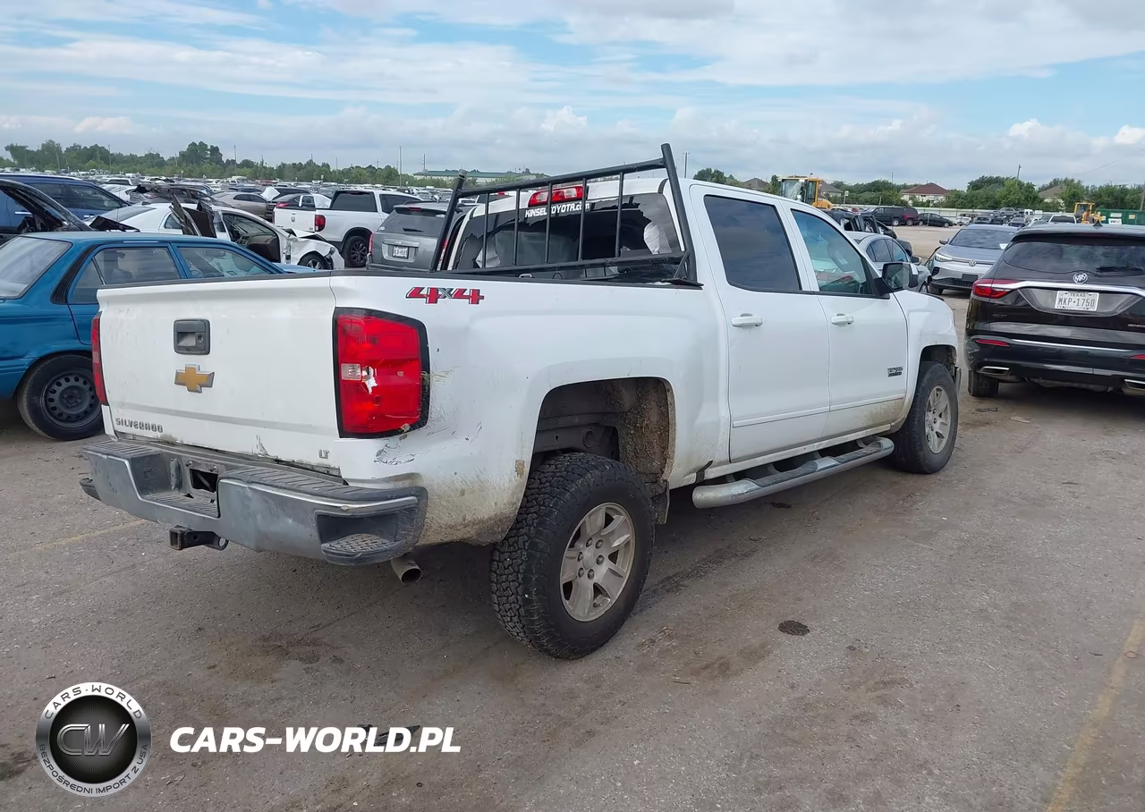 2018 Chevrolet Silverado 1500 1Lt VIN:3GCUKREC8JG429581 - 4