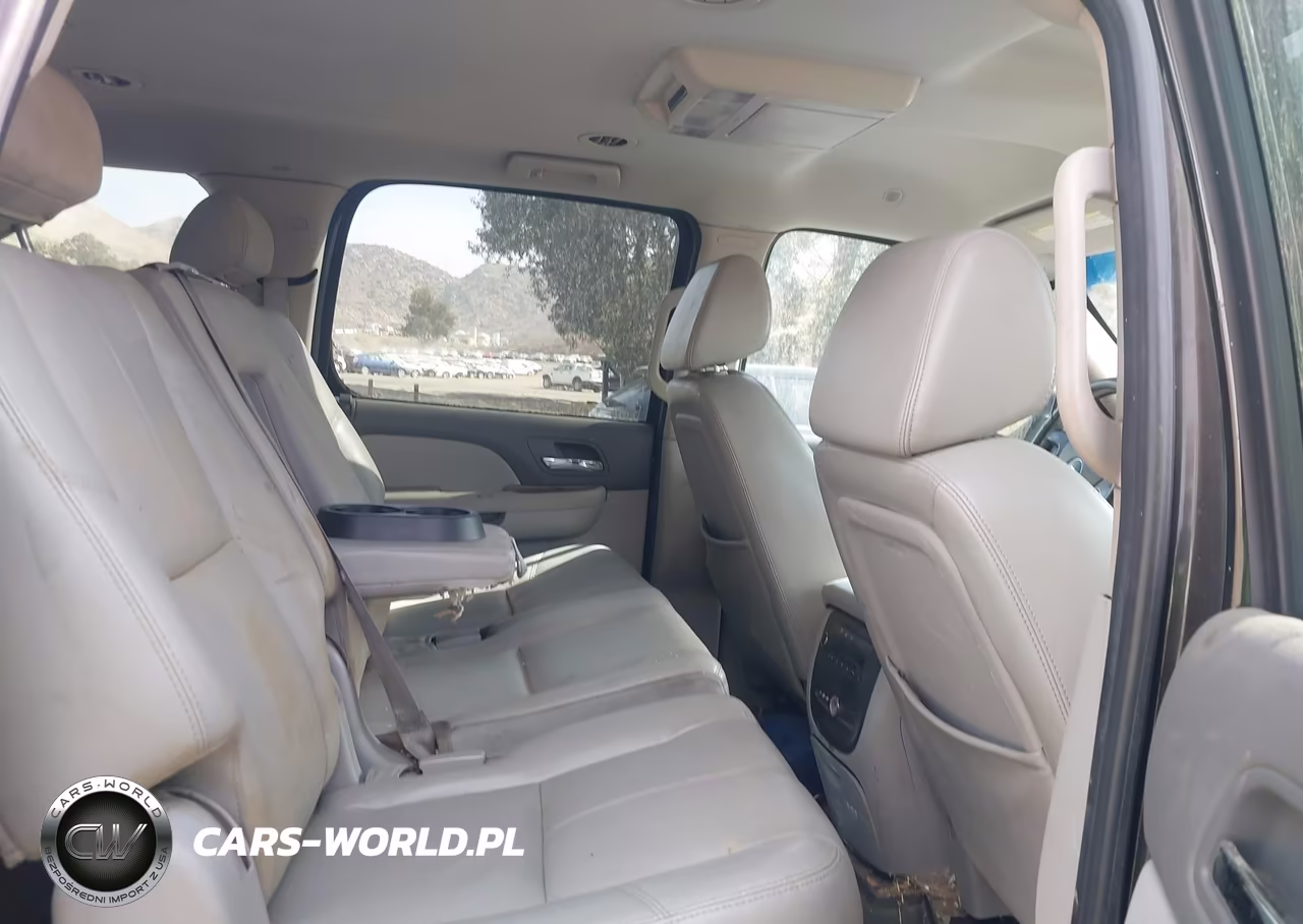 2007 Chevrolet Suburban 2500 Lt VIN:3GNGK26K47G290219 - 8