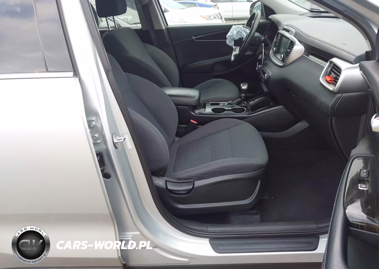2019 Kia Sorento 2.4L Lx VIN:5XYPG4A38KG595686 - 5