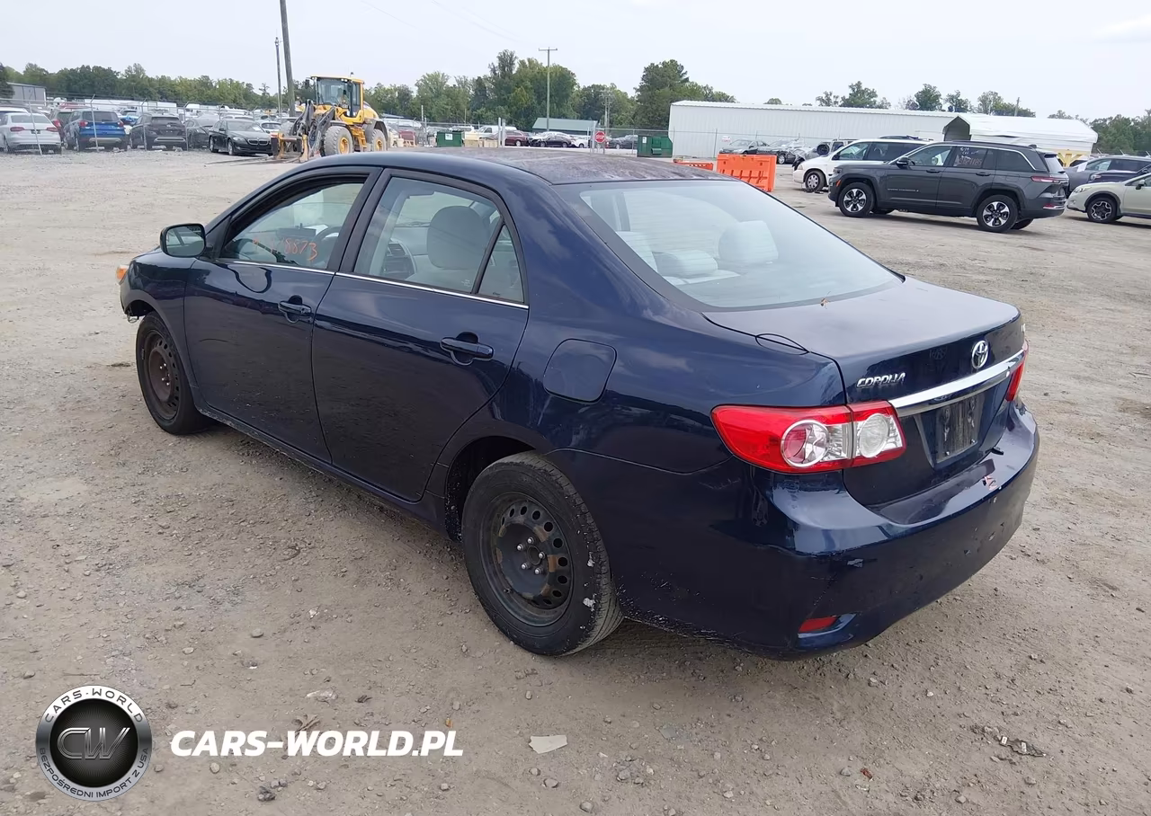 2013 Toyota Corolla Le VIN:2T1BU4EE4DC984662 - 3