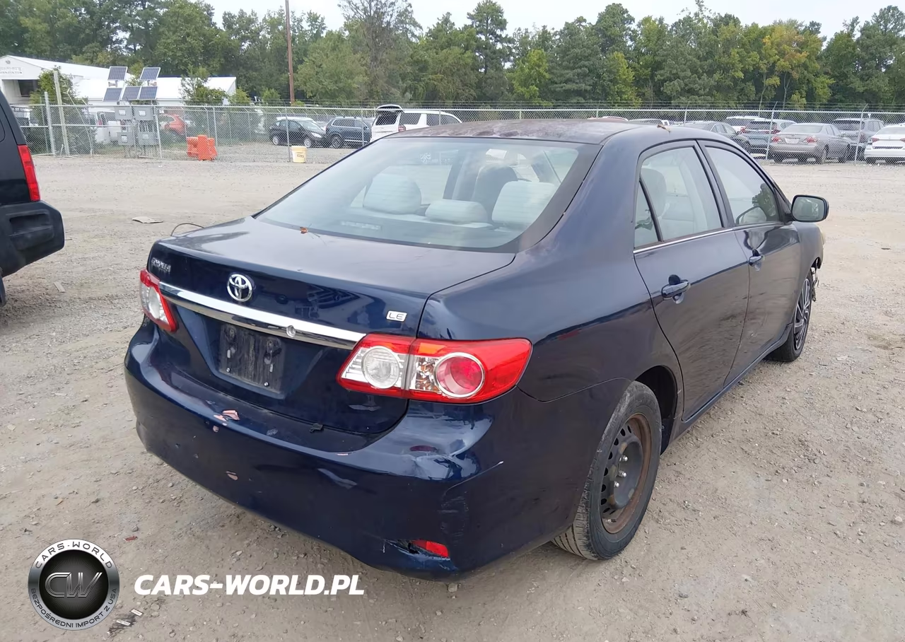 2013 Toyota Corolla Le VIN:2T1BU4EE4DC984662 - 4