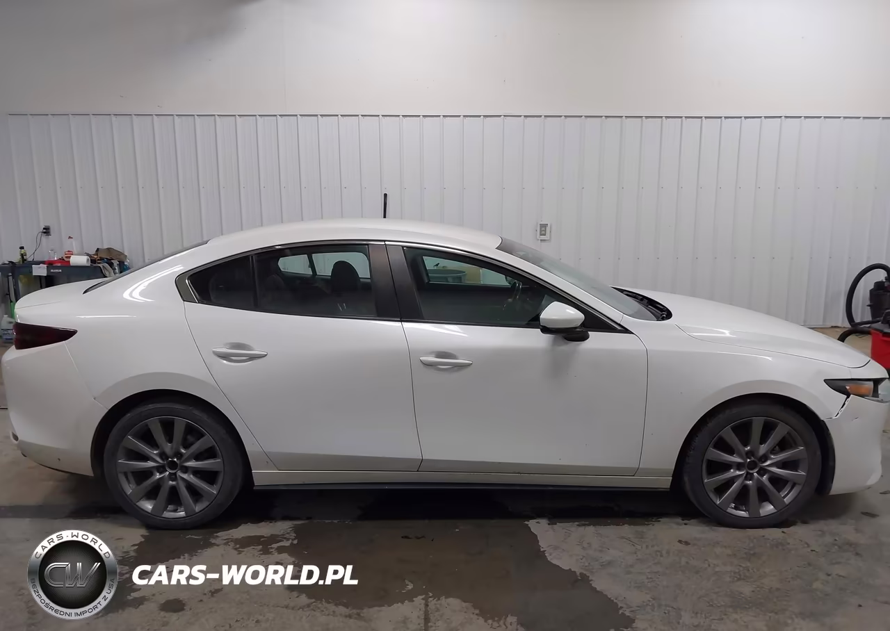 2020 Mazda Mazda3 Select Package VIN:3MZBPACL1LM119514 - 13