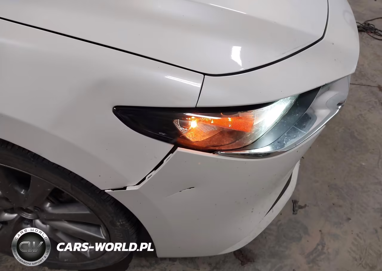 2020 Mazda Mazda3 Select Package VIN:3MZBPACL1LM119514 - 17