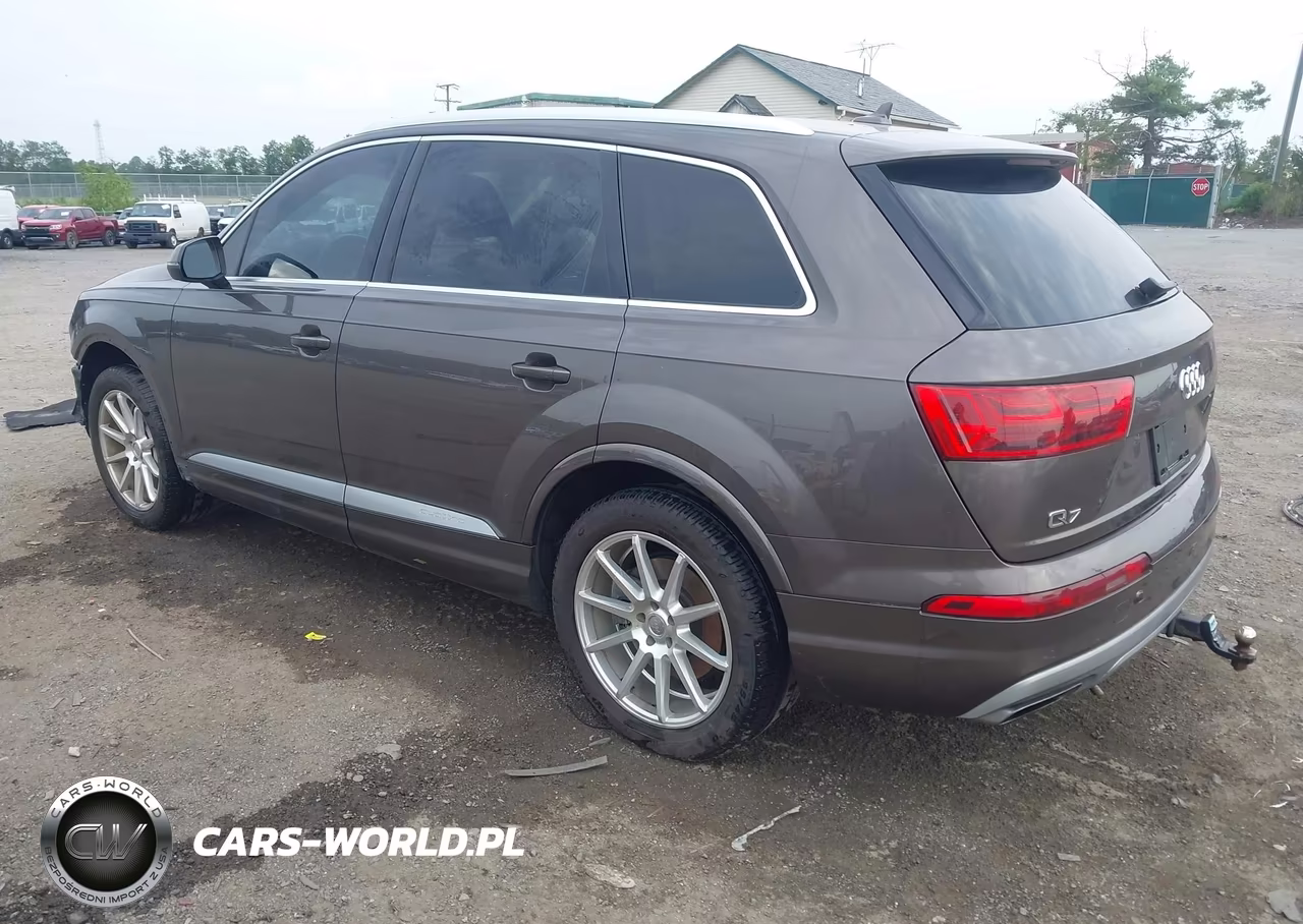 2017 Audi Q7 3.0T Premium VIN:WA1VAAF72HD022285 - 3