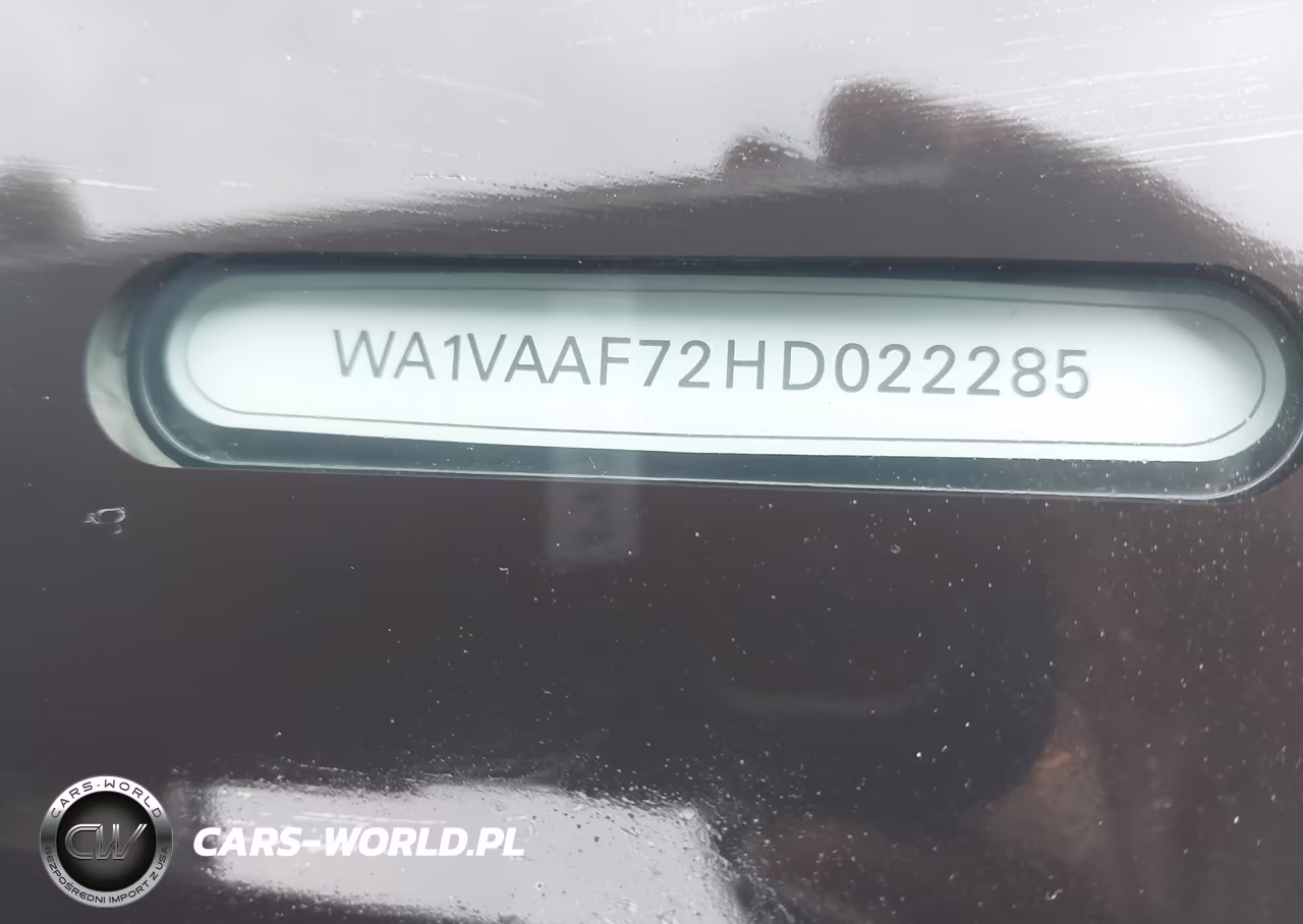 2017 Audi Q7 3.0T Premium VIN:WA1VAAF72HD022285 - 9