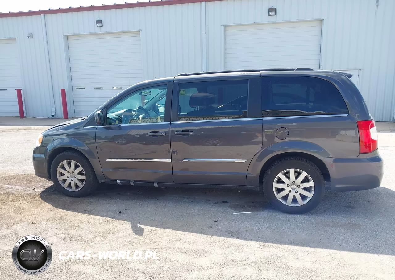 2016 Chrysler Town & Country Touring VIN:2C4RC1BG5GR213041 - 14