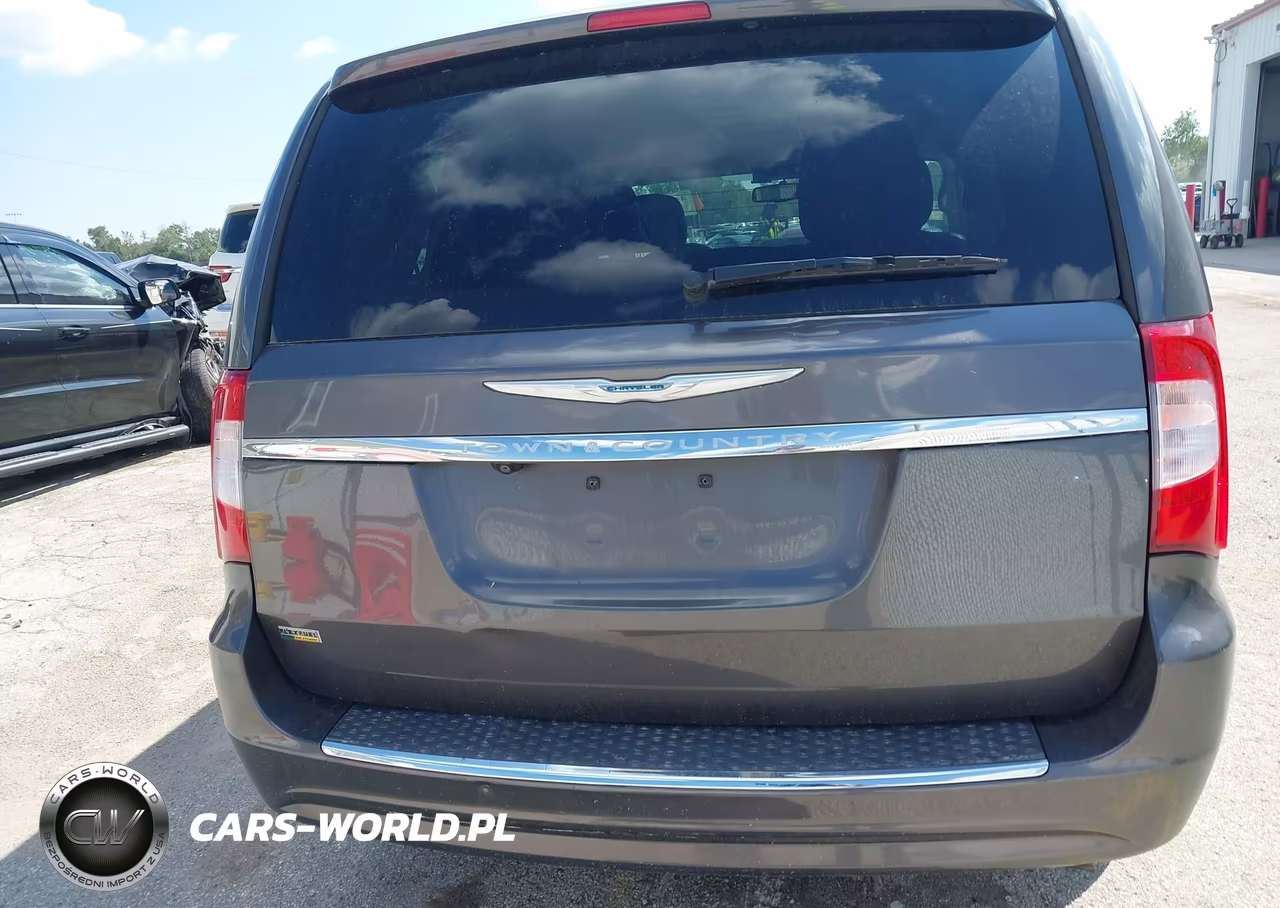 2016 Chrysler Town & Country Touring VIN:2C4RC1BG5GR213041 - 16