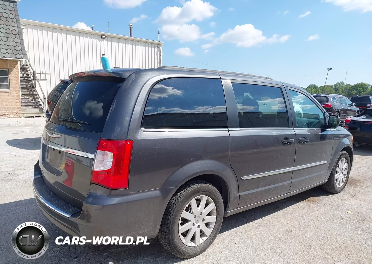 2016 Chrysler Town & Country Touring VIN:2C4RC1BG5GR213041 - 4
