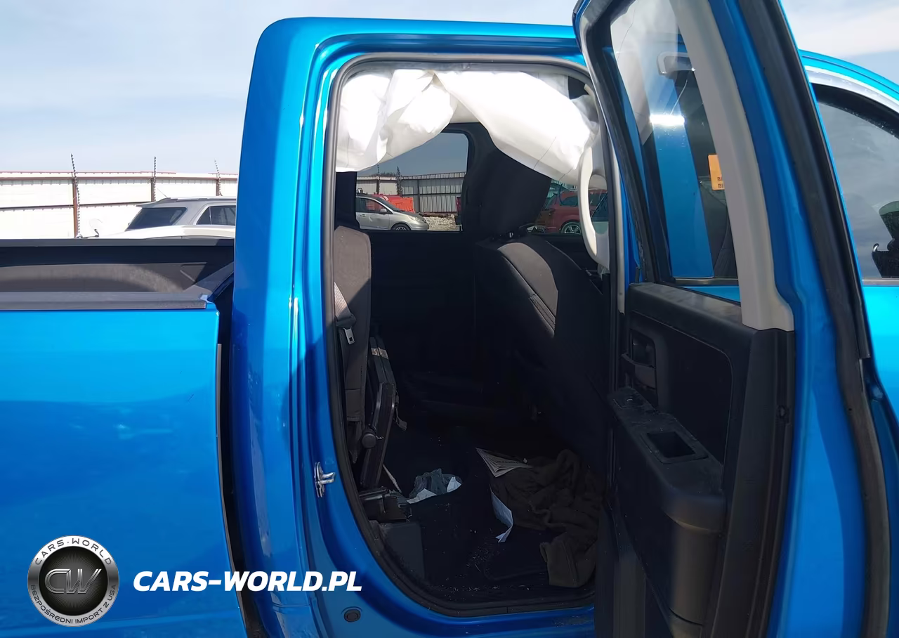 2021 Ram 1500 Classic VIN:1C6RR7FG8MS560800 - 8