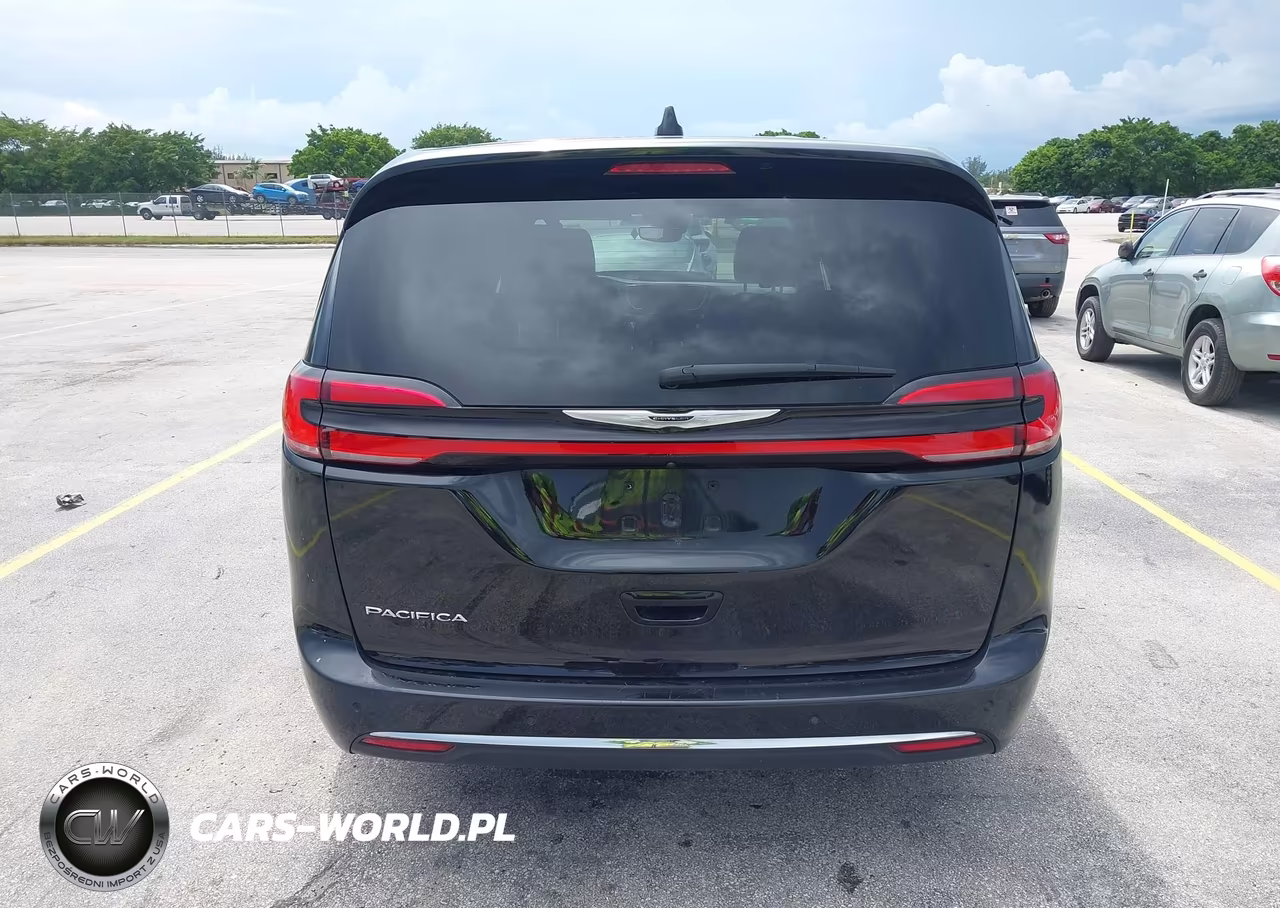 2025 Chrysler Pacifica Select VIN:2C4RC1BG8SR507008 - 16