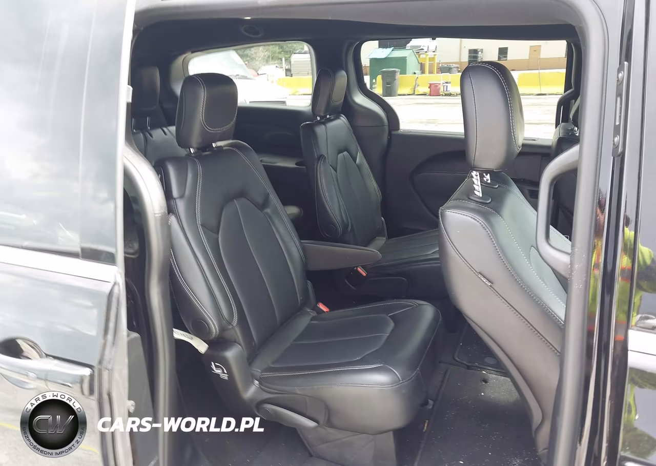 2025 Chrysler Pacifica Select VIN:2C4RC1BG8SR507008 - 8