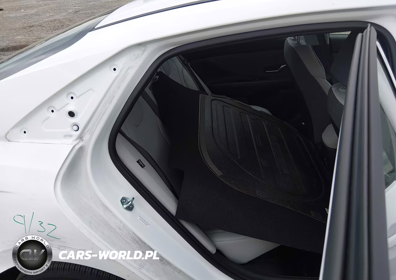 2025 Hyundai Elantra Hybrid Limited VIN:KMHLN4DJ5SU156034 - 12