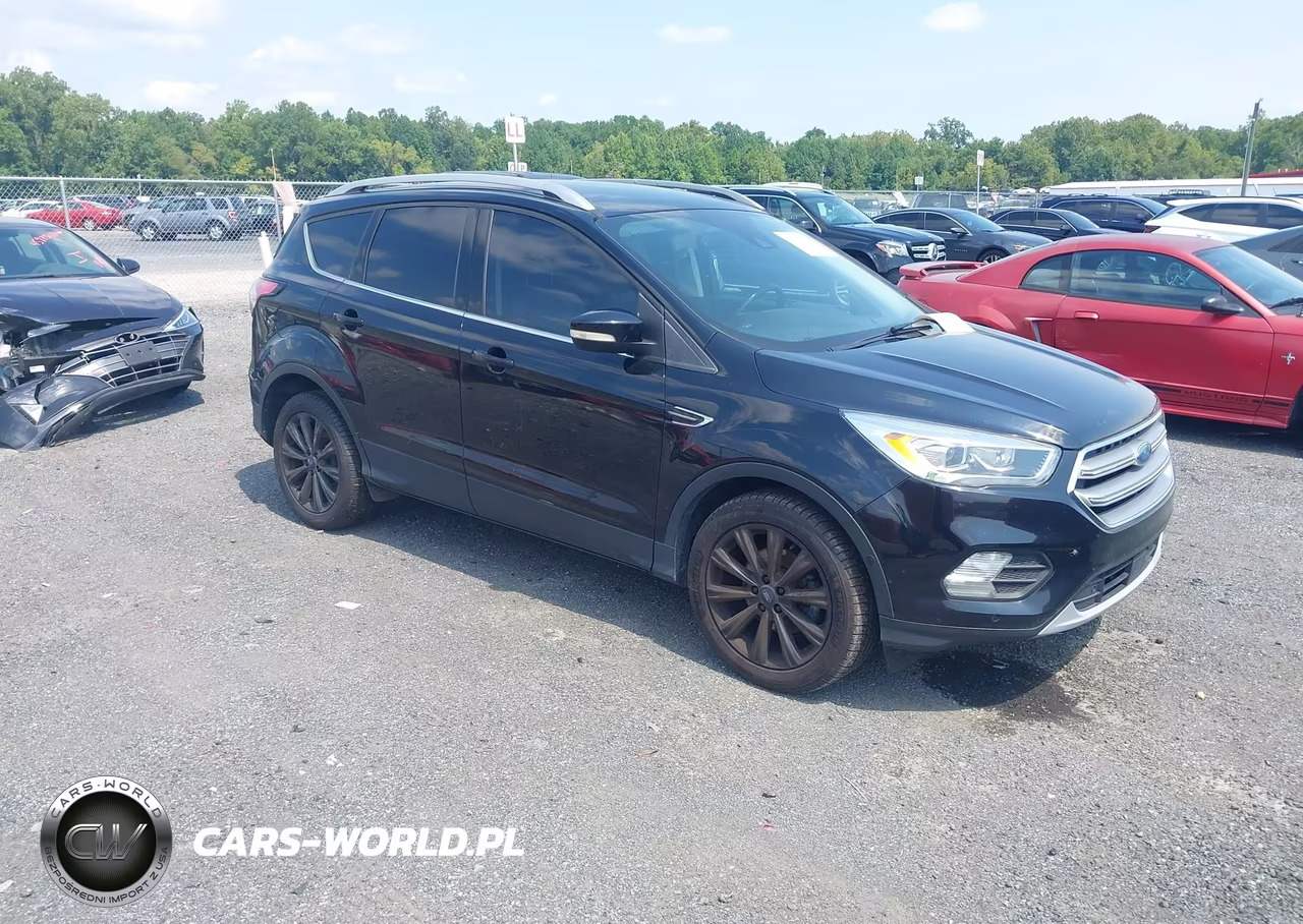 2017 Ford Escape Titanium – zdjęcie 1 z 11