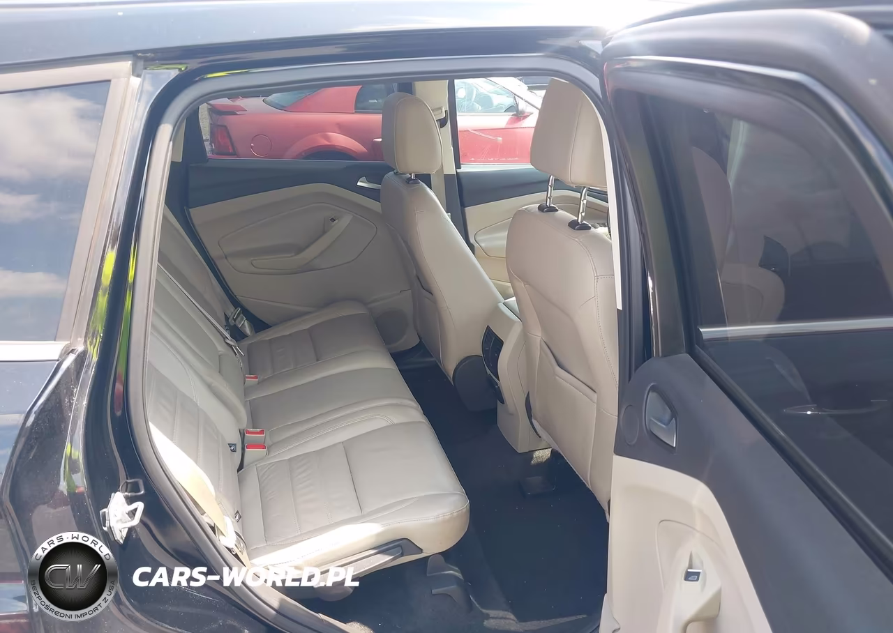 2017 Ford Escape Titanium VIN:1FMCU0JD2HUF02415 - 8
