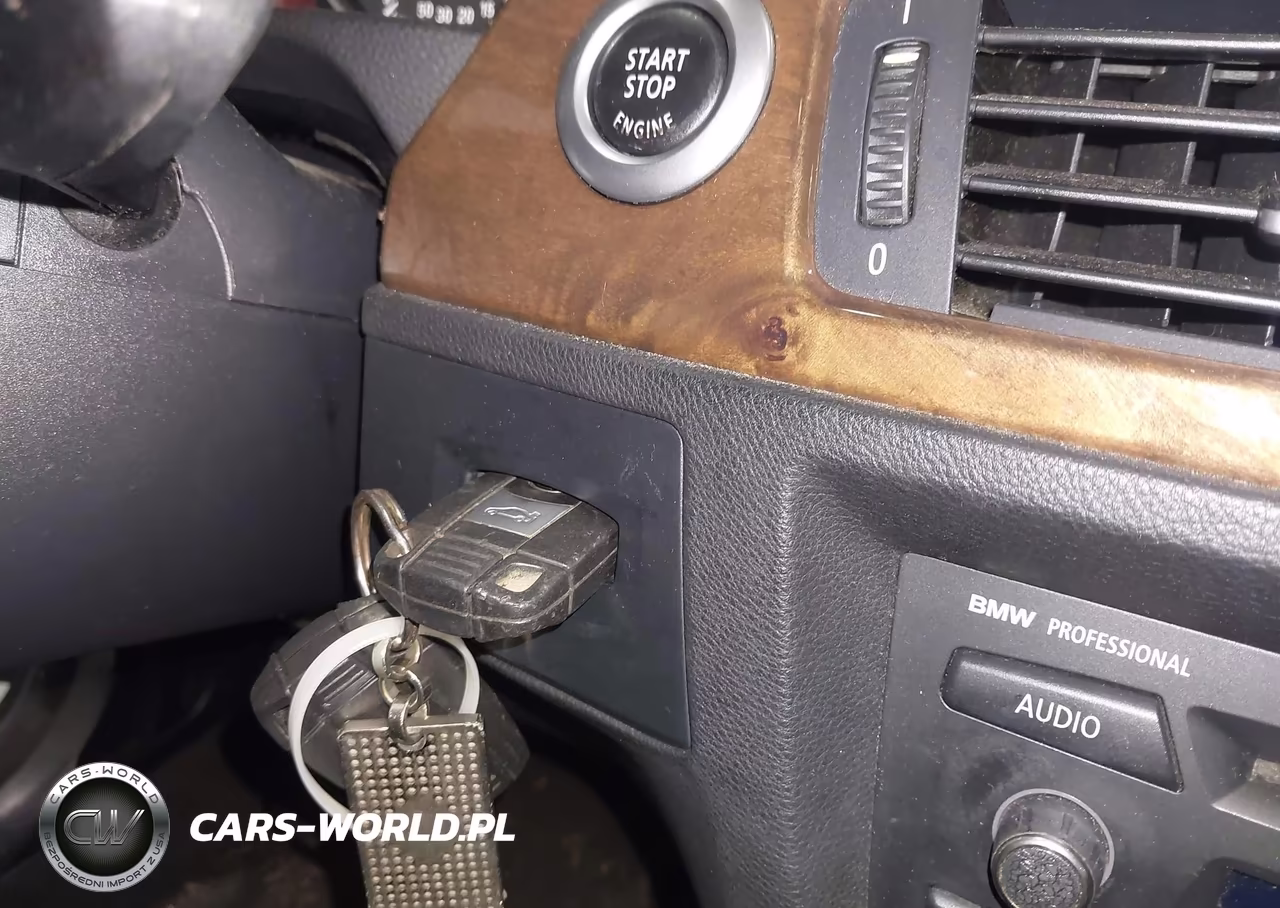 2008 BMW 328I VIN:WBAVC53568F010362 - 11